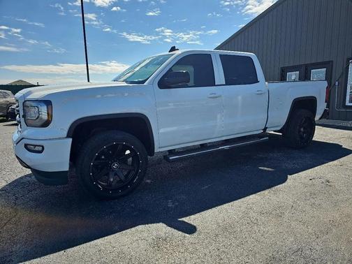 WHITE 2018 GMC Sierra 1500 SLT