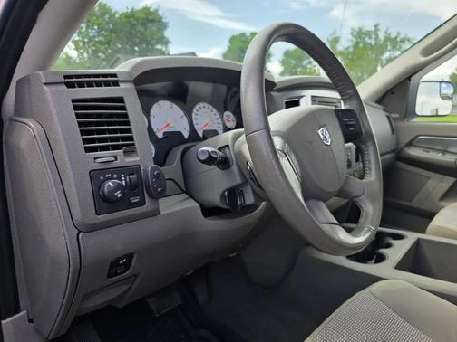 WHITE 2009 Dodge Ram 2500 SLT Mega Cab