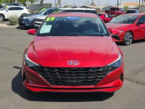 2023 Hyundai ELANTRA SEL