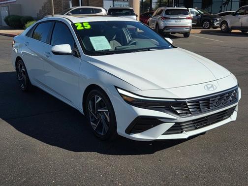 2025 Hyundai ELANTRA SEL Convenience