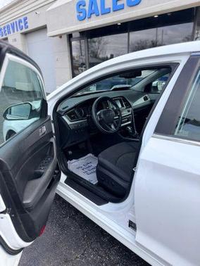 Quartz White Pearl 2018 Hyundai SONATA SEL