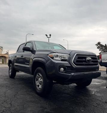 Gray 2023 Toyota Tacoma SR5