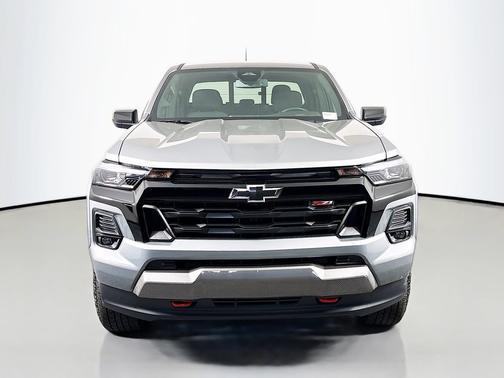 Sterling Gray Metallic 2024 Chevrolet Colorado Z71