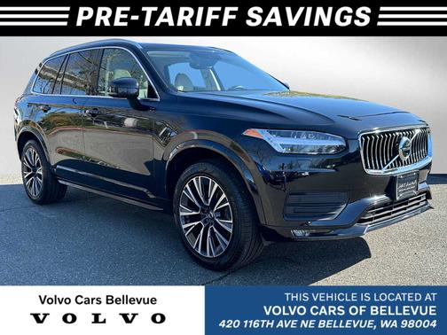 2022 Volvo XC90 T6 AWD Momentum 7 Seater