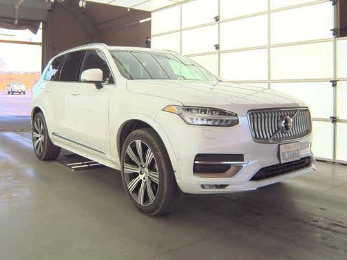 2024 Volvo XC90 B5 Plus Bright