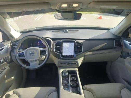 2024 Volvo XC90 Recharge Plug-In Hybrid T8 Ultimate Bright 7-Seater