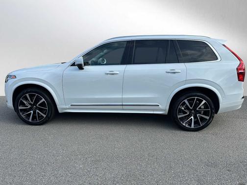 2024 Volvo XC90 B5 Plus Bright