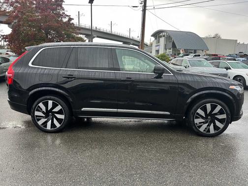 2024 Volvo XC90 Recharge Plug-In Hybrid T8 Plus Bright 7-Seater