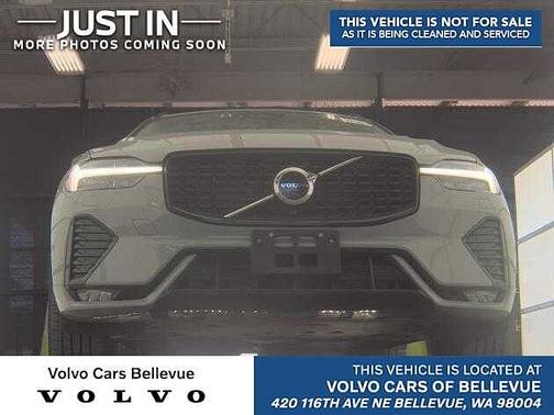 2025 Volvo XC60 Plus