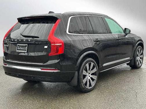 2024 Volvo XC90 T8 Ultimate 6-Seater