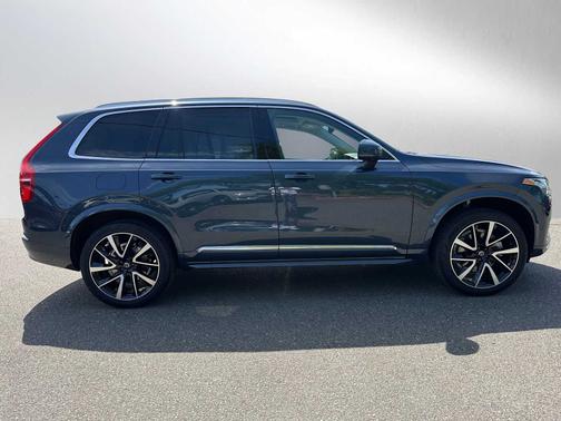 2024 Volvo XC90 B6 Plus Bright 6-Seater