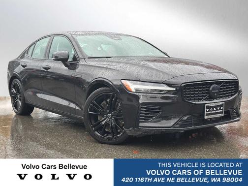 2023 Volvo S60 Recharge Plug-In Hybrid Plus Black