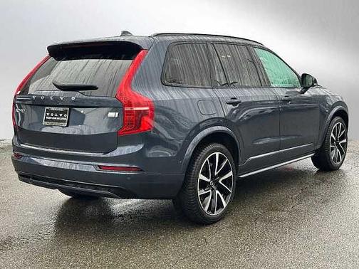 2023 Volvo XC90 Ultimate Dark 7-Seater