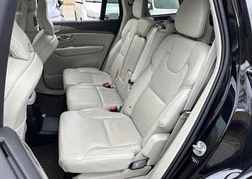 2023 Volvo XC90 Ultimate Dark 7-Seater