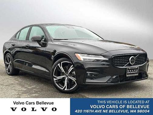 2025 Volvo S60 Plus