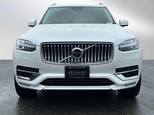 2024 Volvo XC90 B5 Plus Bright