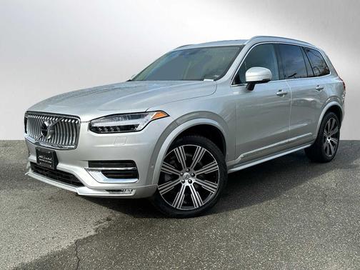 2022 Volvo XC90 T6 AWD Inscription 6 Seater