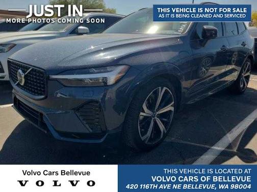 2024 Volvo XC60 Recharge Plug-In Hybrid T8 Ultimate Dark