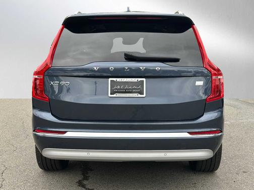 2022 Volvo XC90 Recharge Plug-In Hybrid T8 Inscription Expression Extended Range 6P
