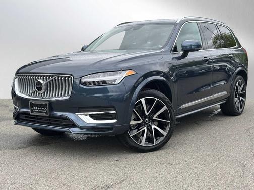2022 Volvo XC90 Recharge Plug-In Hybrid T8 Inscription Expression Extended Range 6P