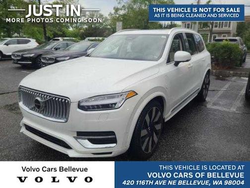2023 Volvo XC90 Recharge Plug-In Hybrid Ultimate 6-Seater
