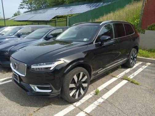 2024 Volvo XC90 Recharge Plug-In Hybrid T8 Plus 6-Seater