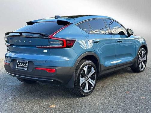 2023 Volvo C40 Recharge Pure Electric Plus