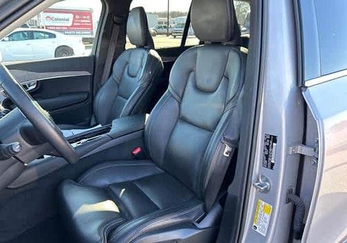 2023 Volvo XC90 Ultimate 6-Seater