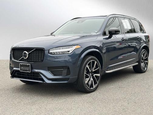 2023 Volvo XC90 Recharge Plug-In Hybrid Ultimate Dark 7-Seater