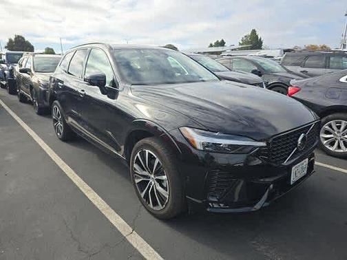 2025 Volvo XC60 Plus