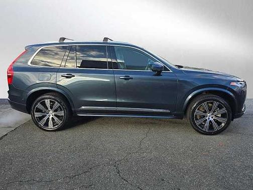 2024 Volvo XC90 Plus