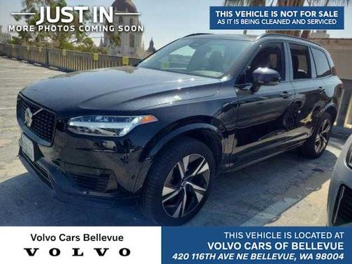 2023 Volvo XC90 Recharge Plug-In Hybrid Plus Dark 7-Seater