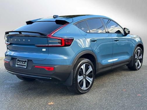 2023 Volvo C40 Recharge Pure Electric Twin Plus