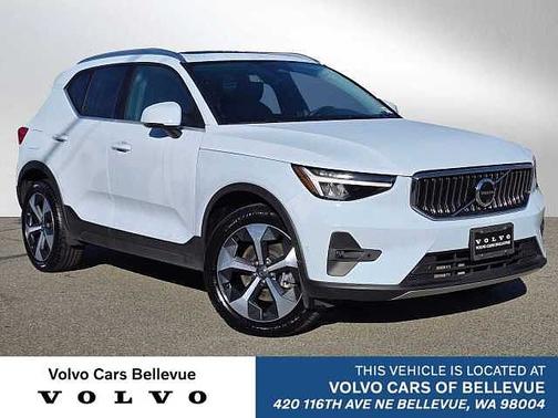 2025 Volvo XC40 Plus