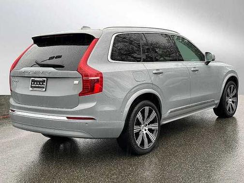 2024 Volvo XC90 Plus