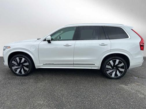 2024 Volvo XC90 Recharge Plug-In Hybrid T8 Plus Bright 7-Seater