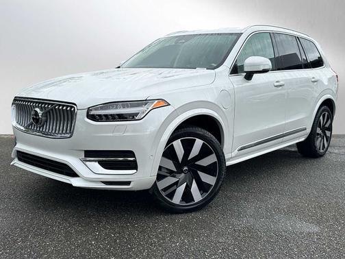2024 Volvo XC90 Recharge Plug-In Hybrid T8 Plus Bright 7-Seater