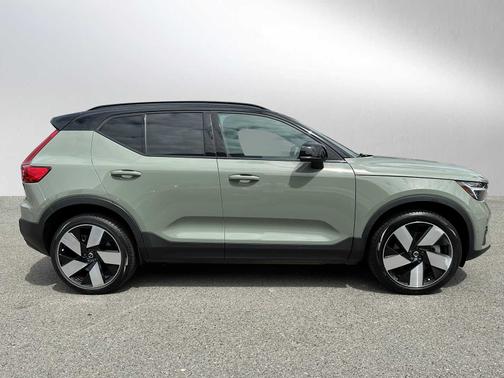 2023 Volvo XC40 Recharge Pure Electric Ultimate