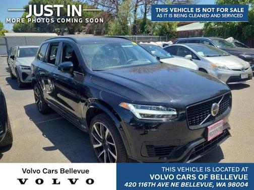 2023 Volvo XC90 Recharge Plug-In Hybrid Plus Dark 7-Seater