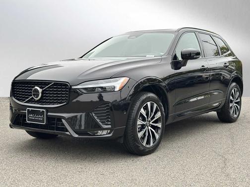 2025 Volvo XC60 B5 Plus