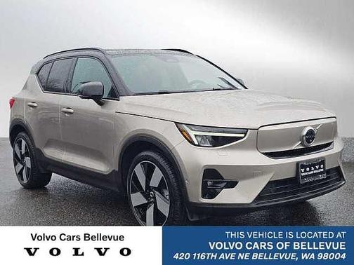 2023 Volvo XC40 Plus