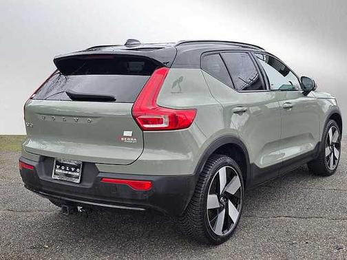2023 Volvo XC40 Ultimate