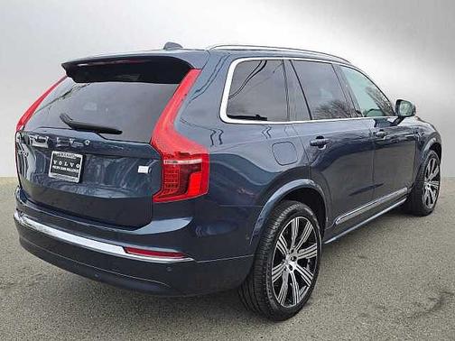 2024 Volvo XC90 Plus