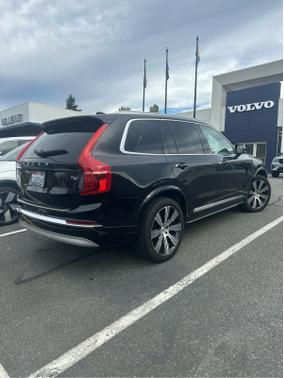2022 Volvo XC90 T6 AWD Inscription 6 Seater