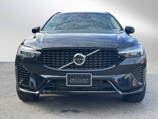 2023 Volvo XC60 Recharge Plug-In Hybrid Ultimate Dark