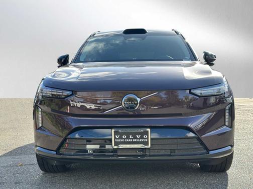 2025 Volvo EX90 Twin Motor Performance Ultra 7-Seater