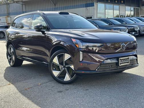 2025 Volvo EX90 Twin Motor Performance Ultra 7-Seater