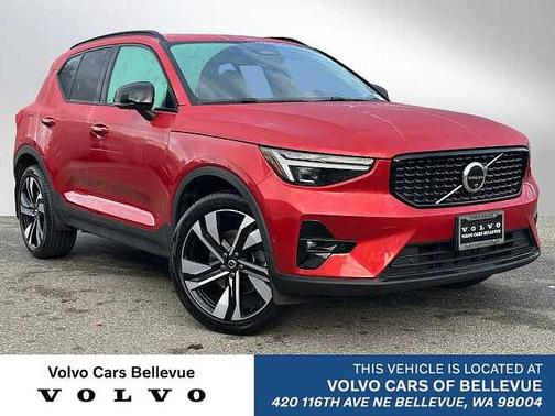 2024 Volvo XC40 Plus