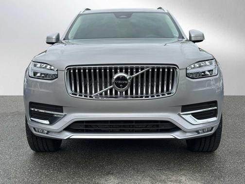 2024 Volvo XC90 B5 Plus Bright