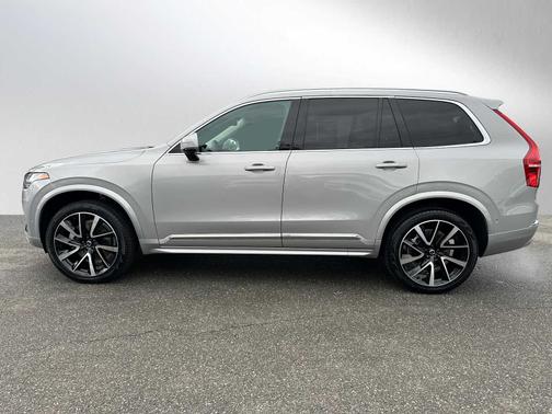 2024 Volvo XC90 B5 Plus Bright
